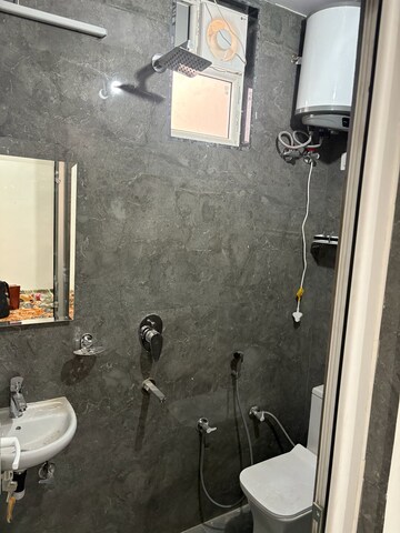 Bathroom in Studio Builder Floor at Sector 47 – for Rent