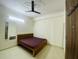 Room in 1 BHK Builder Floor at Dwarka – for Rent