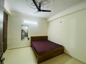 Room in 1 BHK Builder Floor at Dwarka – for Rent