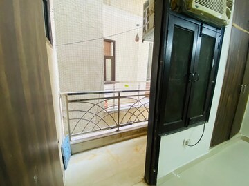 Balcony in 1 BHK Builder Floor at Dwarka – for Rent