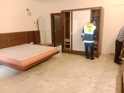 4 BHK + Servant Room Apartment For Sale in DLF The Arbour