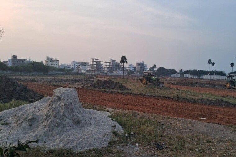 Garden, raviryal  240 Sq.Yd. Plot In Raviryal Hyderabad 9568388