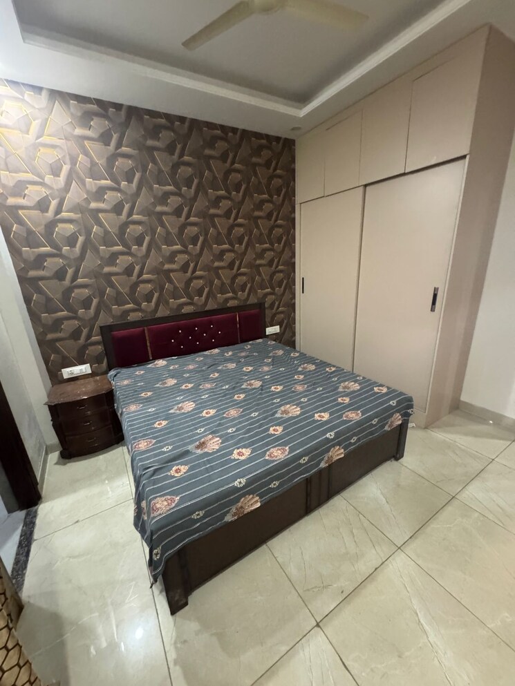 Bedroom, maya-garden-city 3 Bedroom 1800 Sq.Ft. Apartment In Lohgarh Zirakpur 9568397