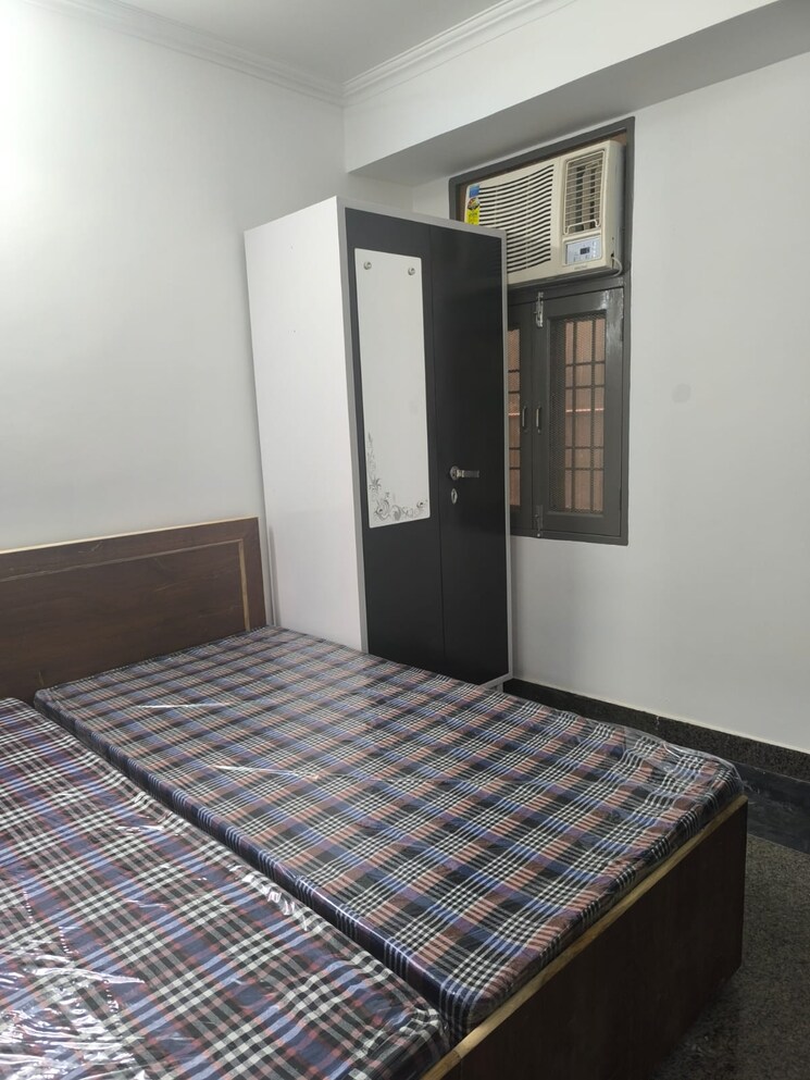 Bedroom, dwarka 1 Bedroom 50 Sq.Yd. Builder Floor In Dwarka Delhi 9568433