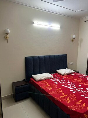 Bedroom in 2 BHK Apartment at Penta Homes, Vip Road – for Rent