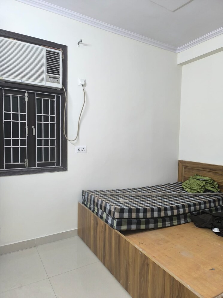 Bedroom, dwarka 1 Bedroom 55 Sq.Yd. Builder Floor In Dwarka Delhi 9568499