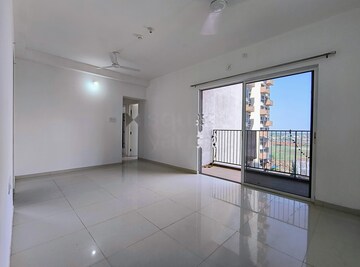 Room in 3 BHK Apartment at Godrej Boulevard, Manjari – for Rent