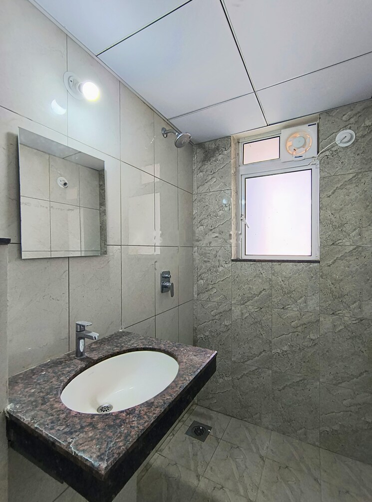 Bathroom, godrej-boulevard 3 Bedroom 1235 Sq.Ft. Apartment In Manjari Pune 9568459