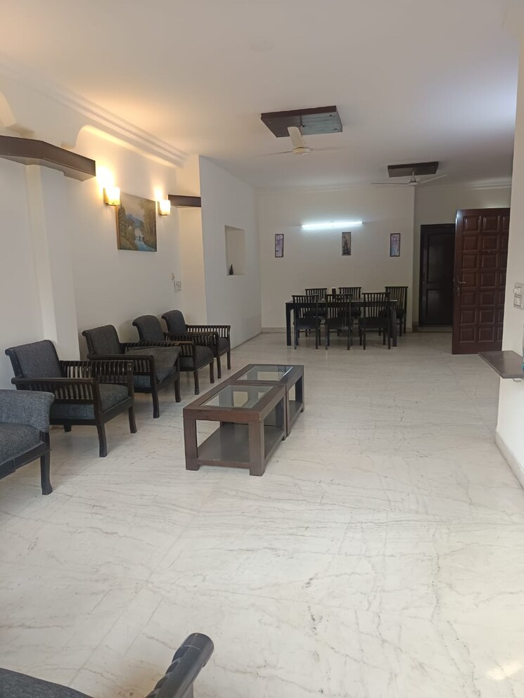 Gym, ansal-sushant-lok-i 3 Bedroom 2700 Sq.Ft. Builder Floor In Sector 43 Gurgaon 9568509