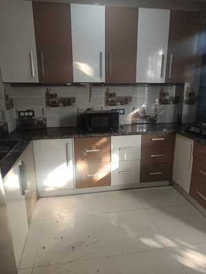 Kitchen in 3 BHK Builder Floor at Ansal Sushant Lok I, Sector 43 – for Rent