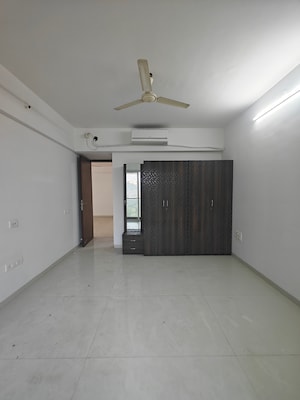 Room in 3 BHK Apartment at Akshar Alvario, Seawoods – for Sale