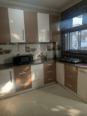 Kitchen in 3 BHK Builder Floor at Ansal Sushant Lok I, Sector 43 – for Rent