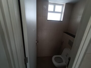 Bathroom in 1 BHK Apartment at Godrej Hillside 2, Mahalunge – for Rent