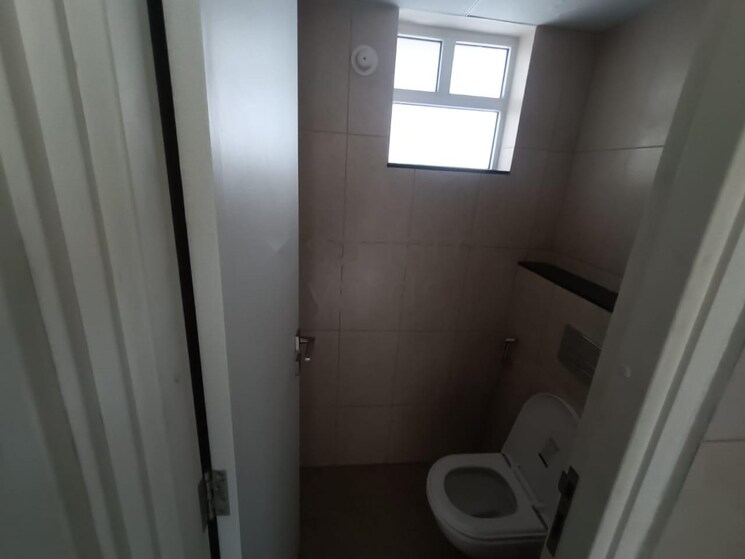 Bathroom, godrej-hillside-2 1 Bedroom 462 Sq.Ft. Apartment In Mahalunge Pune 9568534