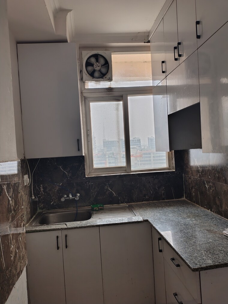 Kitchen, amrapali-riverview 2.5 Bedroom 955 Sq.Ft. Apartment In Amrapali Leisure Valley Greater Noida 9568585