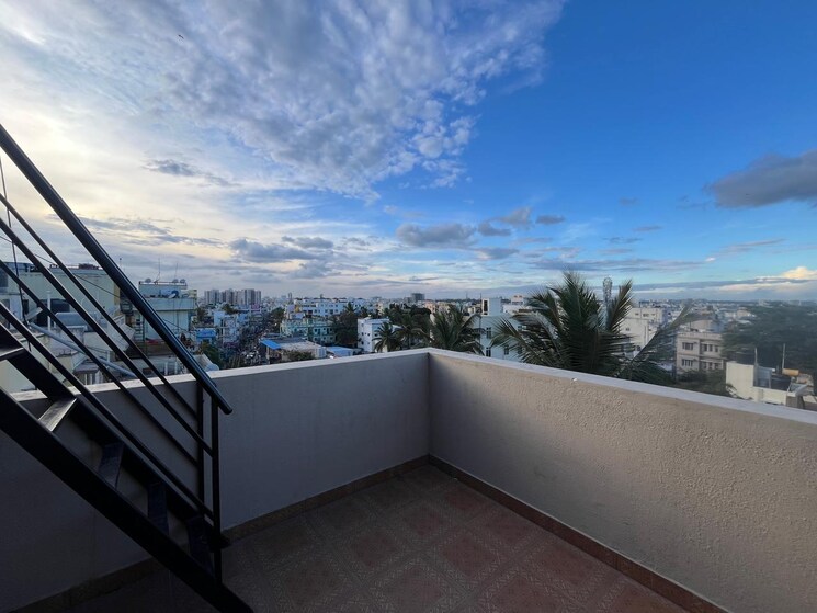 Balcony, hsr layout 1 RK 400 Sq.Ft. Apartment In Hsr Layout Bangalore 9568542