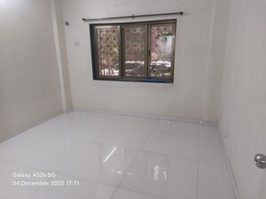 Room in 3 BHK Apartment at Vashi Sector 29 – for Sale