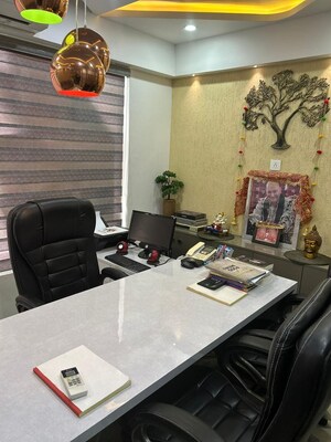 Team Area in  Shop at Sector 27a – for Sale