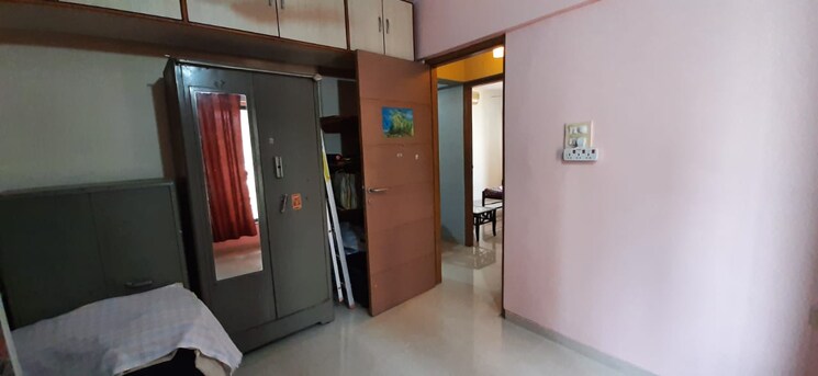 Room, riddhi-tower 3 Bedroom 1500 Sq.Ft. Apartment In Malad East Mumbai 9568665