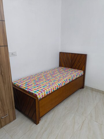Bedroom in 2 BHK Builder Floor at DLF Star Tower, Sector 30 – for Rent