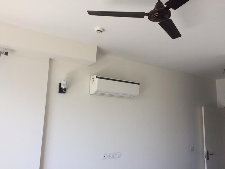 Room, hero-homes-gurgaon 3 Bedroom 884 Sq.Ft. Apartment In Sector 104 Gurgaon 9568733