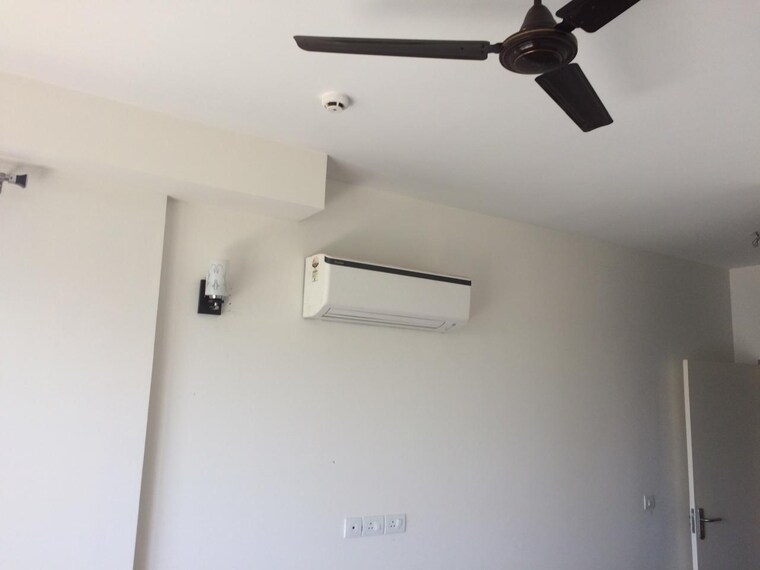 Room, hero-homes-gurgaon 3 Bedroom 884 Sq.Ft. Apartment In Sector 104 Gurgaon 9568733