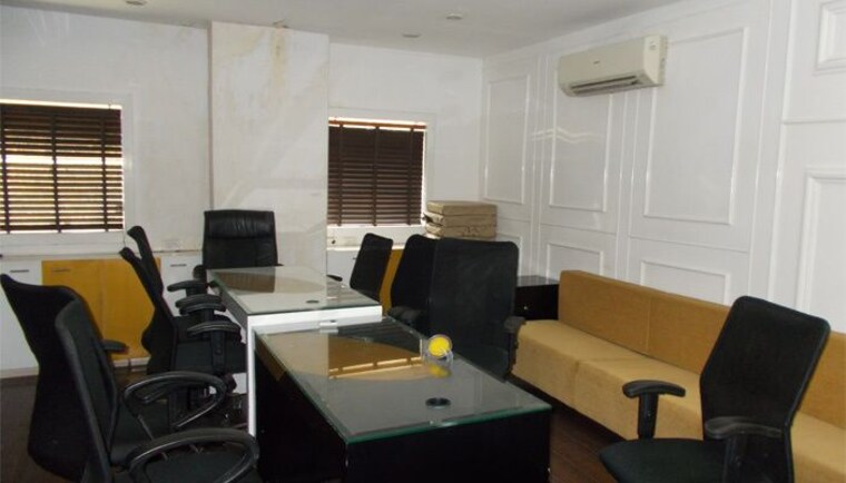 Team Area, andheri east Commercial Office Space 2556 Sq.Ft. In Andheri East Mumbai 9568715