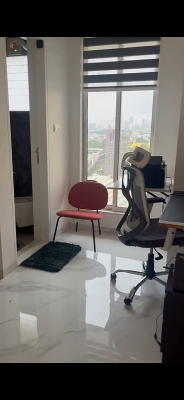 Team Area in  Office Space at Mohini Castle, Khar West – for Rent