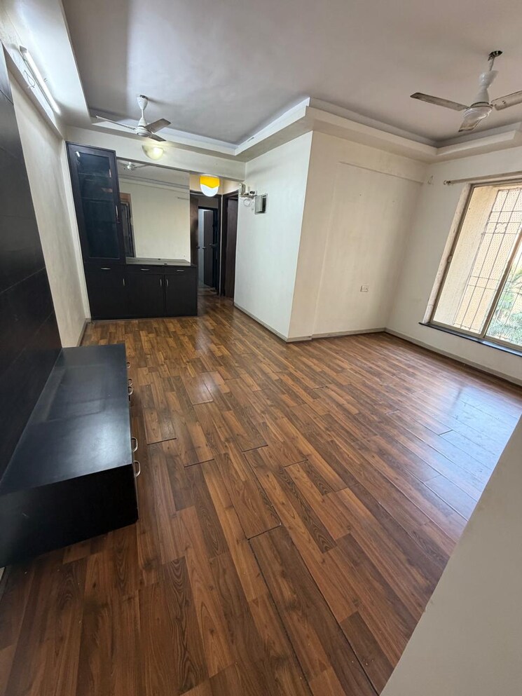 Room, ekta-meadows 1 Bedroom 610 Sq.Ft. Apartment In Borivali East Mumbai 9568819