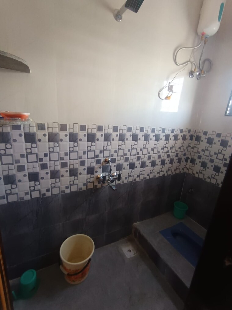 Bathroom, wakad 2 Bedroom 566 Sq.Ft. Apartment In Wakad Pune 9568880