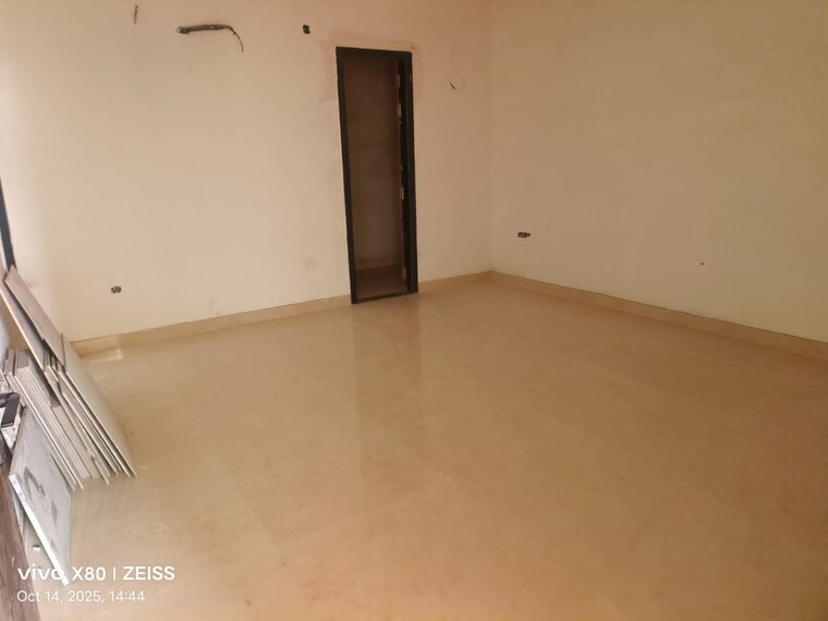 Room, levana-celebrity-meadows 3.5 Bedroom 2000 Sq.Ft. Apartment In Bagiamau Lucknow 9569051