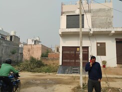Plot For Sale in Select City Residency