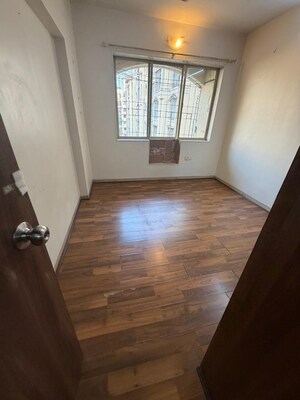 Room in 3 BHK Apartment at Kanakia Challengers, Kandivali East – for Sale
