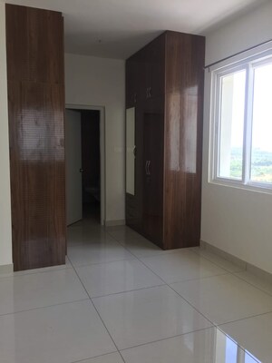 Room in 3 BHK Apartment at Brigade Gardenia, Jp Nagar – for Rent