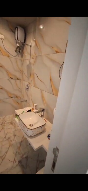 Bathroom in 3.5 BHK Apartment at Mohini Castle, Khar West – for Rent