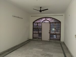 3 BHK Builder Floor For Rent in Kanishka Residency, Sector 35