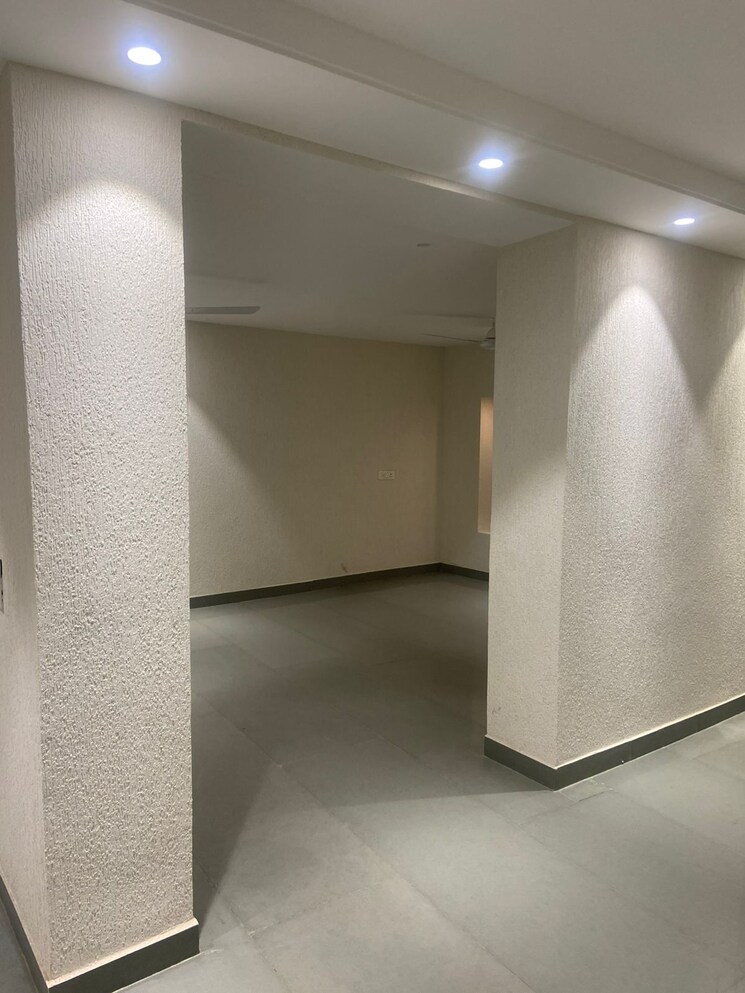 Floor Plan, nizamuddin east Commercial Office Space 1800 Sq.Ft. In Nizamuddin East Delhi 9569242