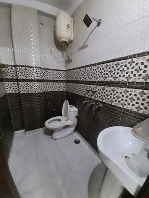 Bathroom in 1 BHK Builder Floor at Dwarka – for Rent
