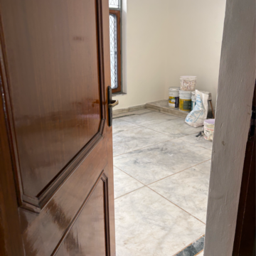 Room in 3 BHK Independent House at Sector 6 – for Rent