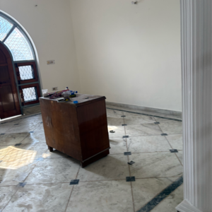 Room in 3 BHK Independent House at Sector 6 – for Rent