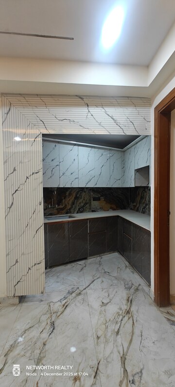 Kitchen in 3 BHK Builder Floor at Sector 73 – for Sale