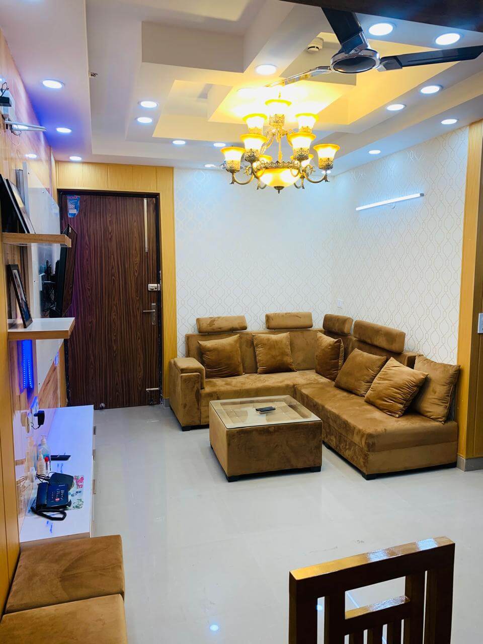 2 BHK + Servant Room Apartment For Rent in Ace City