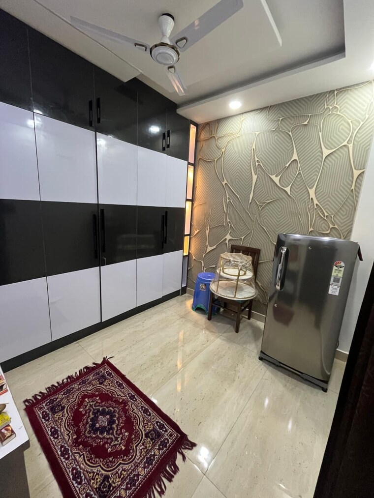 Living Room, dwarka mor 2 Bedroom 70 Sq.Yd. Builder Floor In Dwarka Mor Delhi 9569502