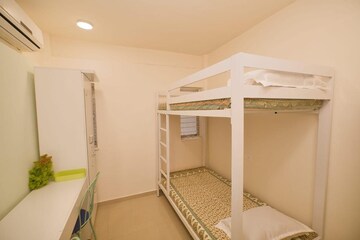 Room in  Pg at Sector 2 Belapur – for Rent