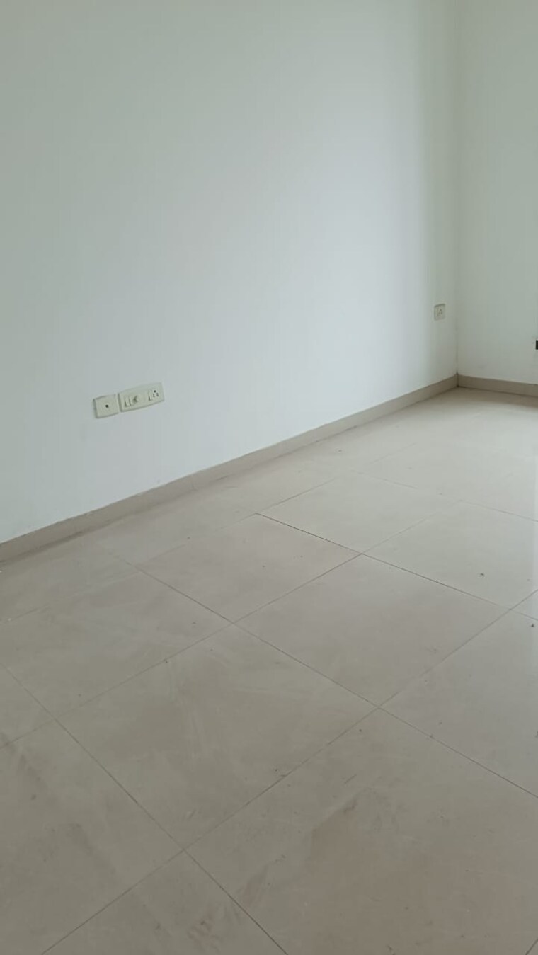 Room, oberoi-realty-woods 2.5 Bedroom 1200 Sq.Ft. Apartment In Goregaon East Mumbai 9568531