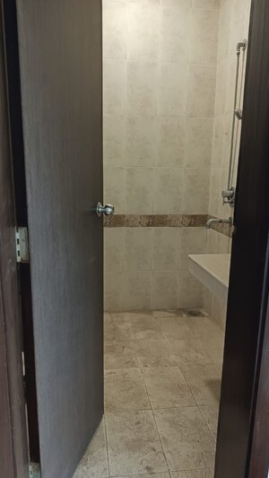 Bathroom in 2.5 BHK Apartment at Oberoi Realty Woods, Goregaon East – for Rent