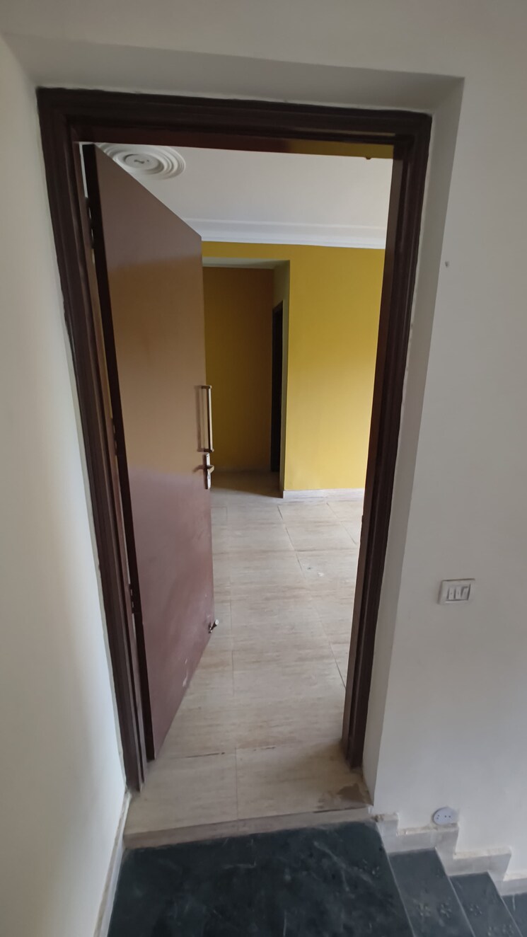 Room, vipul-world-floors 3 Bedroom 1950 Sq.Ft. Builder Floor In Sector 48 Gurgaon 9569537