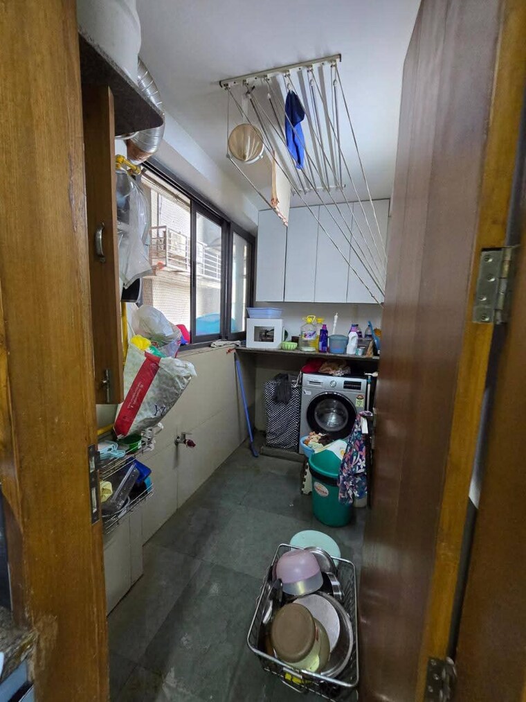 Other, laxmi-niwas-dadar-east 3 Bedroom 1200 Sq.Ft. Apartment In Dadar East Mumbai 9569541