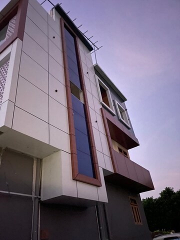  Showroom – Exterior View View at Hamilton Court Sitapur Road, Sitapur Road - for Rent