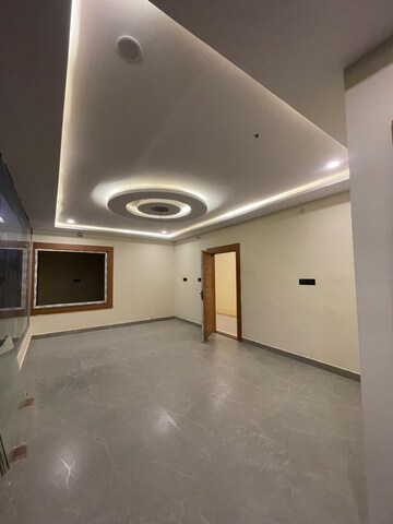 Floor Plan in  Showroom at Hamilton Court Sitapur Road, Sitapur Road – for Rent